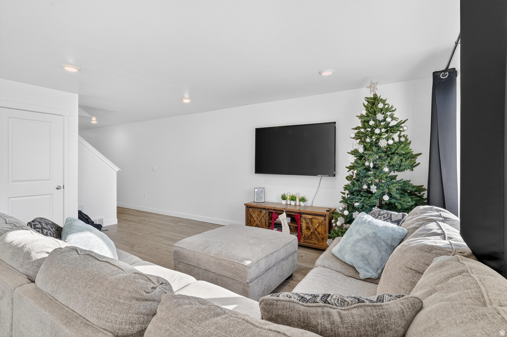 1760 E FALL ST Eagle Mountain, UT 84005