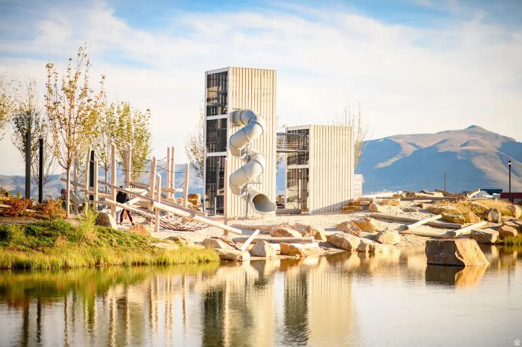 11192 S EASY BEE RD #262 South Jordan, UT 84009