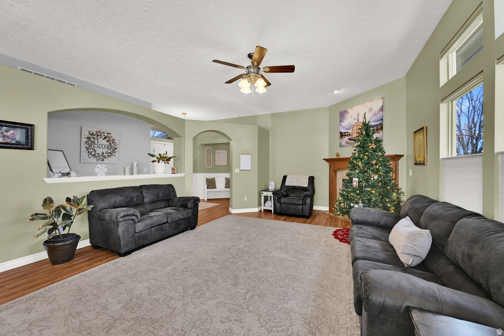 587 N 2625 W West Point, UT 84015