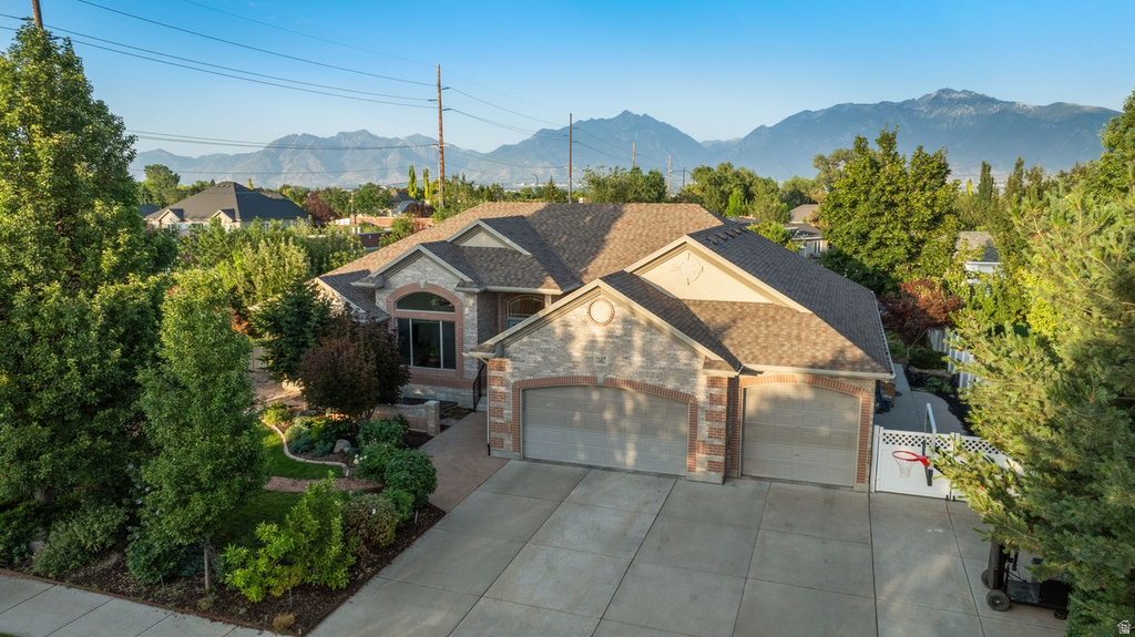 11417 S JORDAN FARMS RD South Jordan, UT 84095