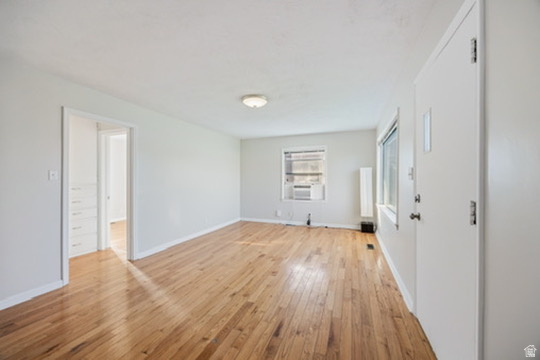 831 W MONTAGUE AVE Salt Lake City, UT 84104