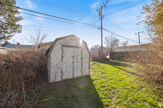 831 W MONTAGUE AVE Salt Lake City, UT 84104