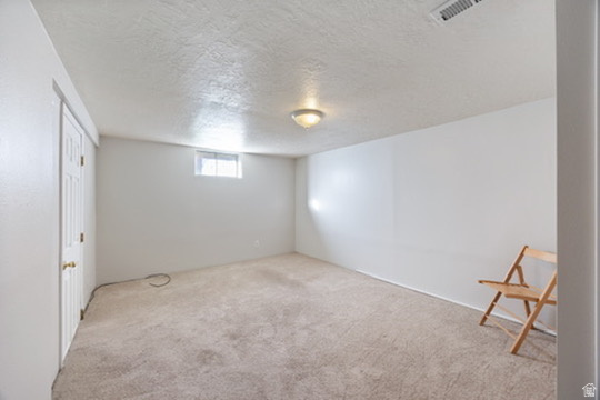 831 W MONTAGUE AVE Salt Lake City, UT 84104