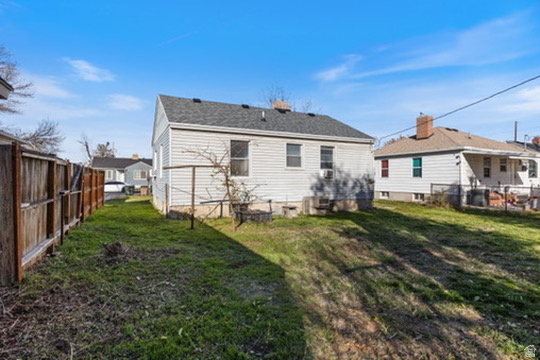 831 W MONTAGUE AVE Salt Lake City, UT 84104