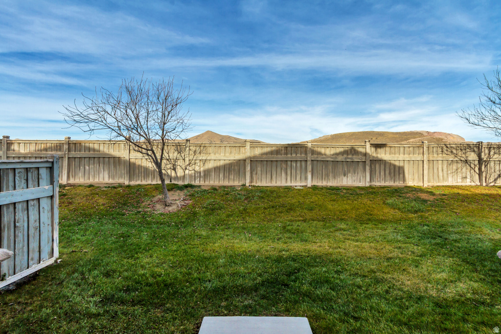 4095 E OAKLAND HILLS DR Eagle Mountain, UT 84005