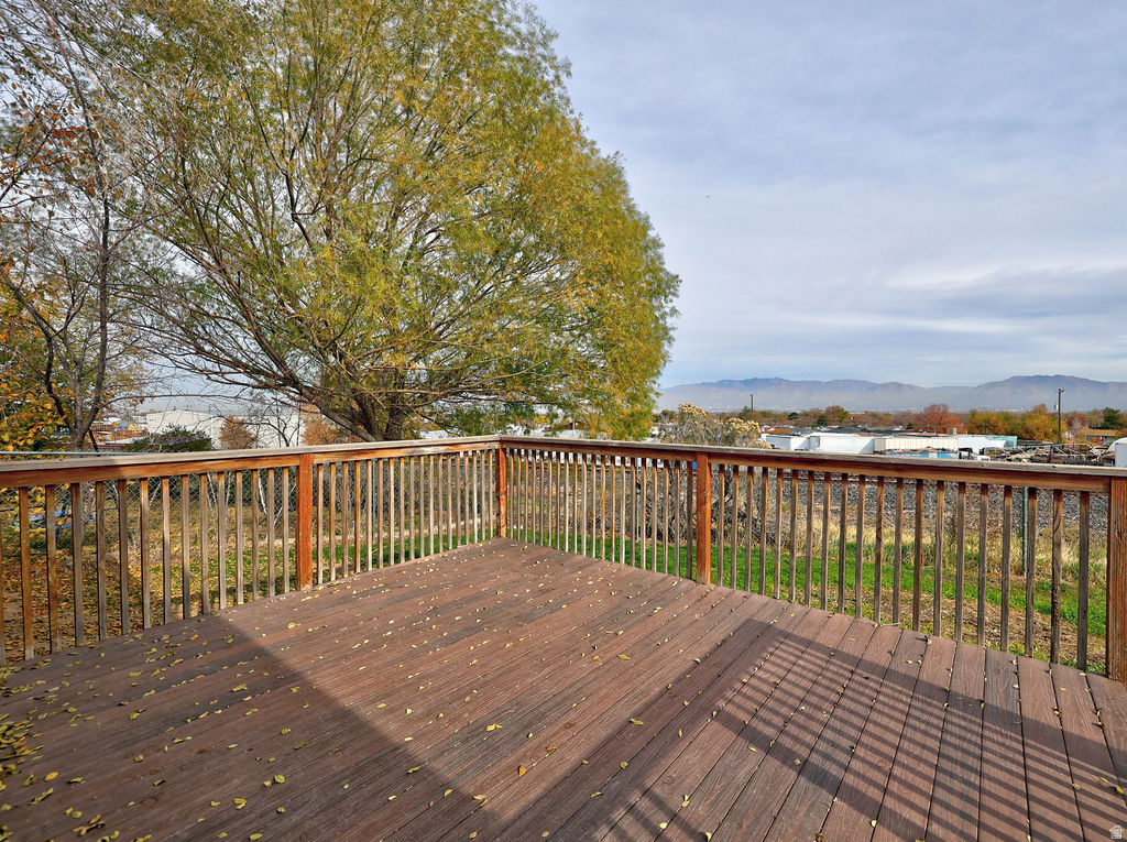 5013 TUSCAN ST Salt Lake City, UT 84118