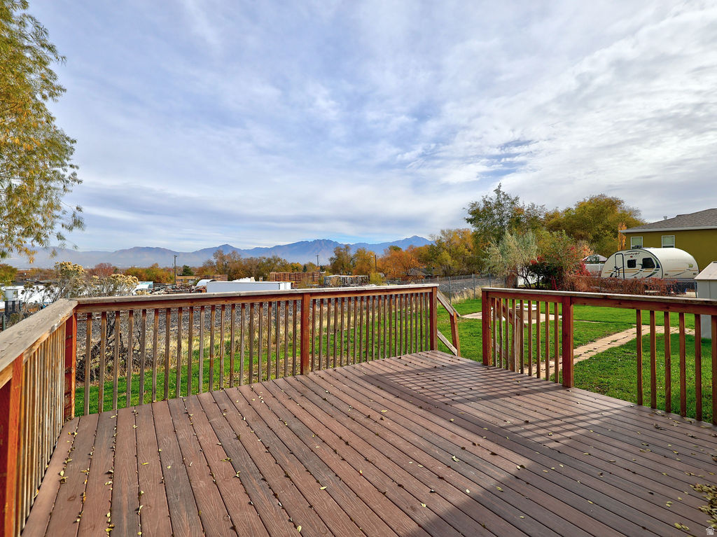 5013 TUSCAN ST Salt Lake City, UT 84118