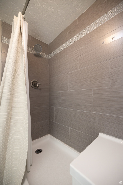 323 S PEACH LN Bountiful, UT 84010