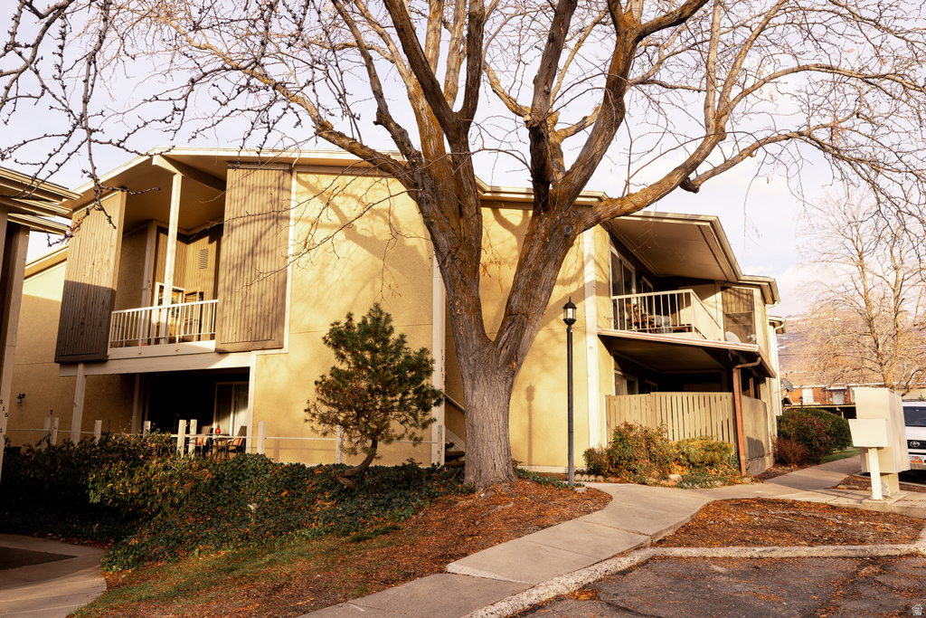 323 S PEACH LN Bountiful, UT 84010