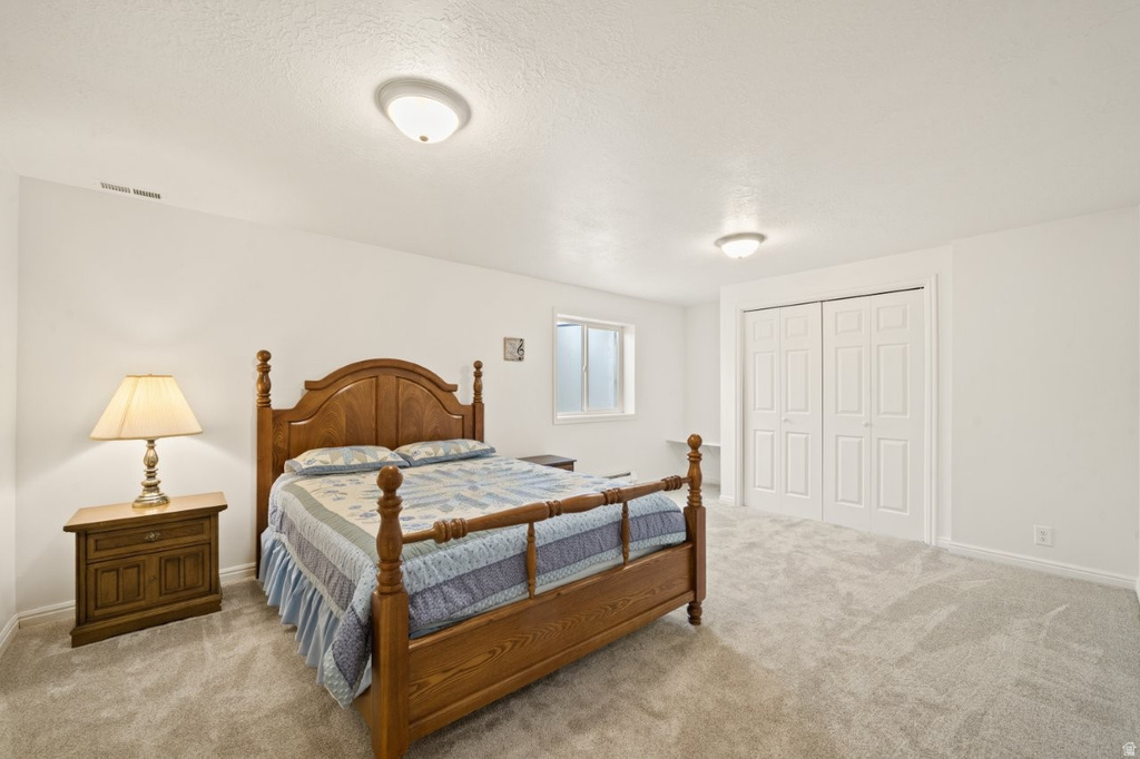 5631 S 1075 E South Ogden, UT 84405