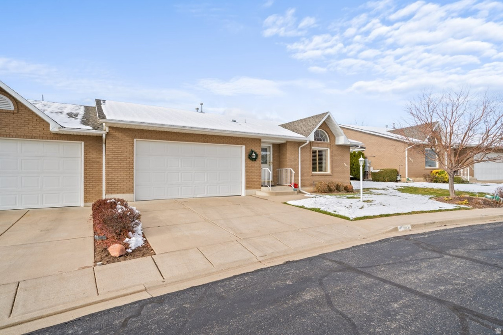 5631 S 1075 E South Ogden, UT 84405