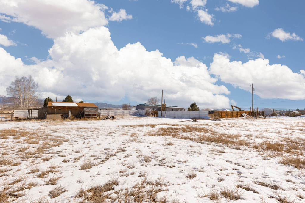 1135 N US 89 HWY Panguitch, UT 84759