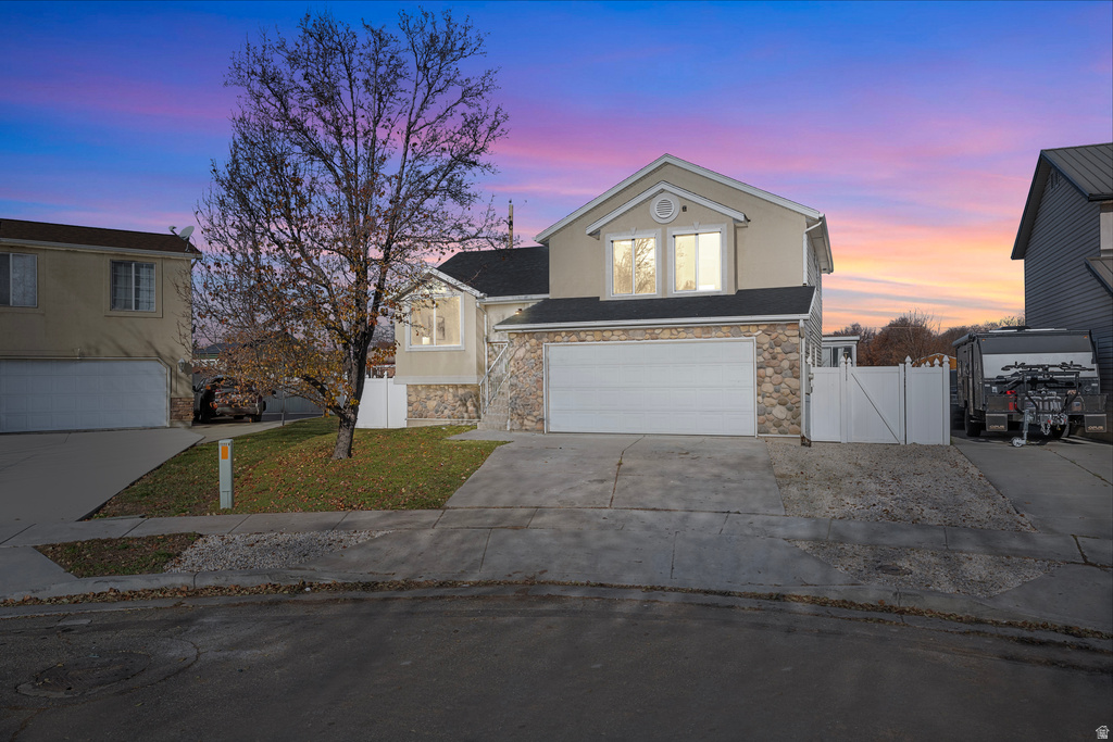 1722 W JOUST CT Salt Lake City, UT 84116