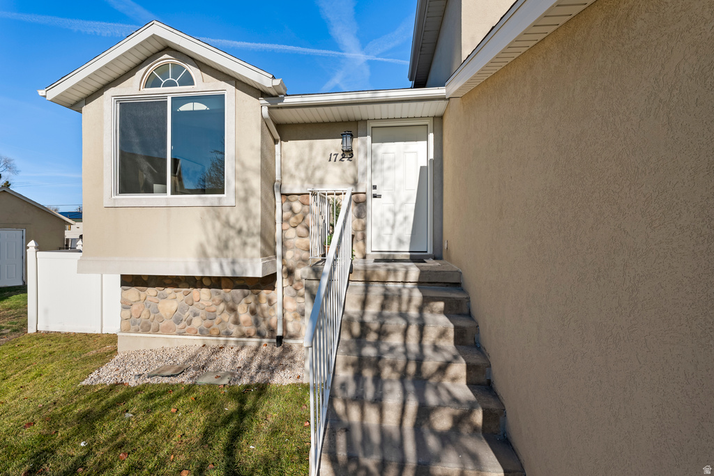 1722 W JOUST CT Salt Lake City, UT 84116
