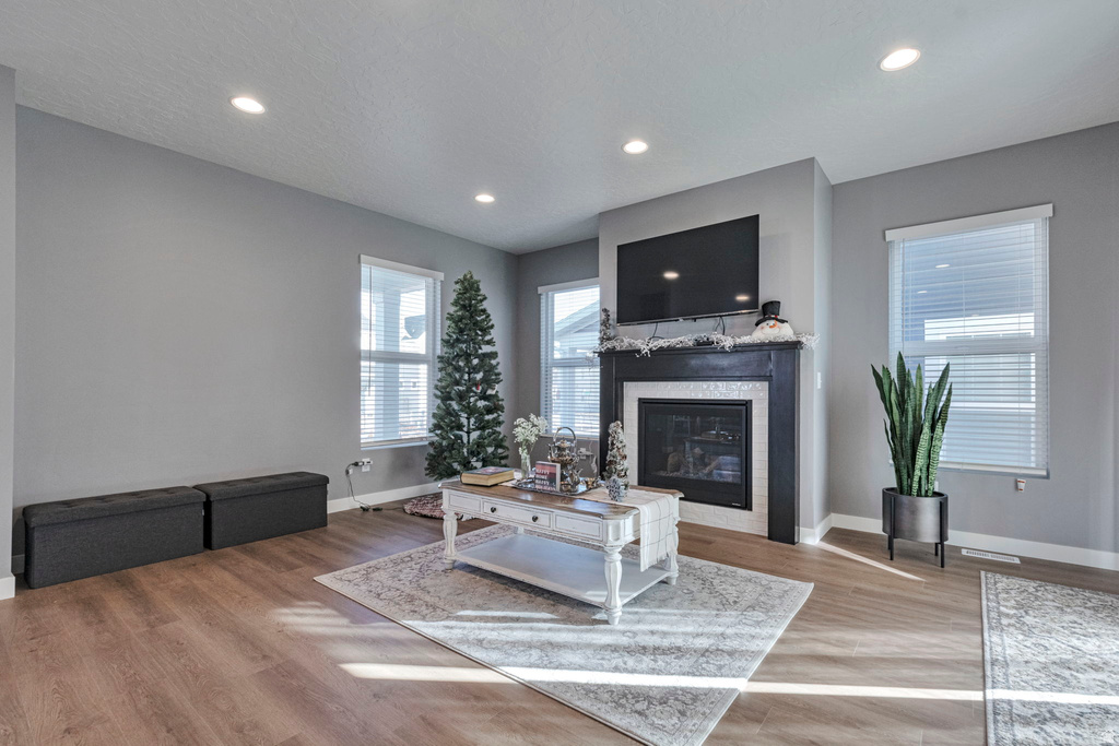 6887 W SKIP ROCK RD South Jordan, UT 84009