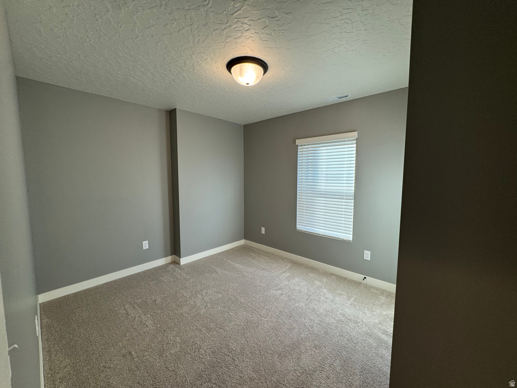 6887 W SKIP ROCK RD South Jordan, UT 84009