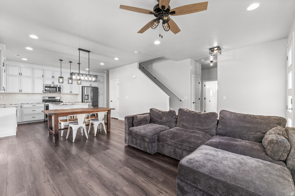 2092 W 3250 S Syracuse, UT 84075