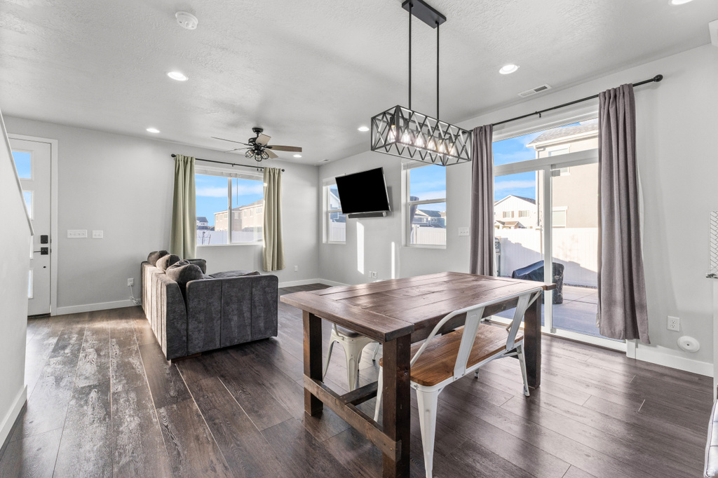 2092 W 3250 S Syracuse, UT 84075