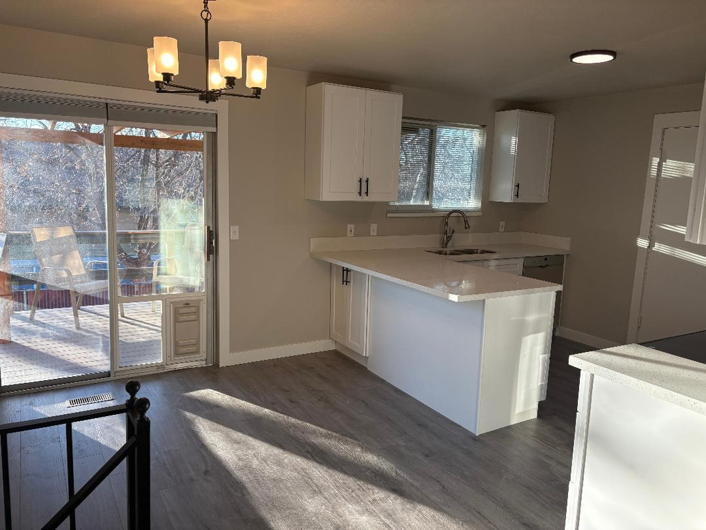 10642 S 1090 E Sandy, UT 84094