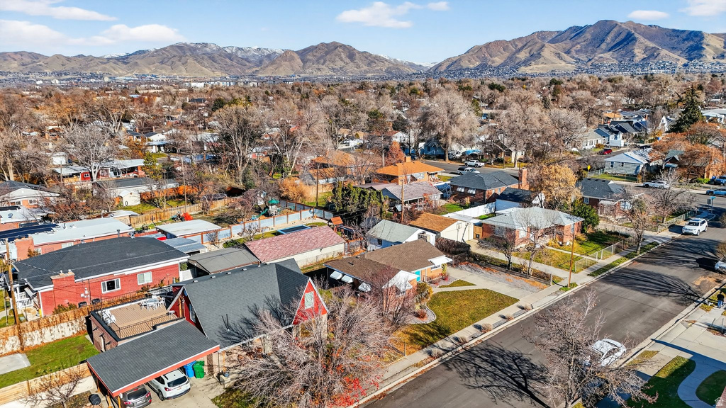 769 E BARROWS AVE Salt Lake City, UT 84106