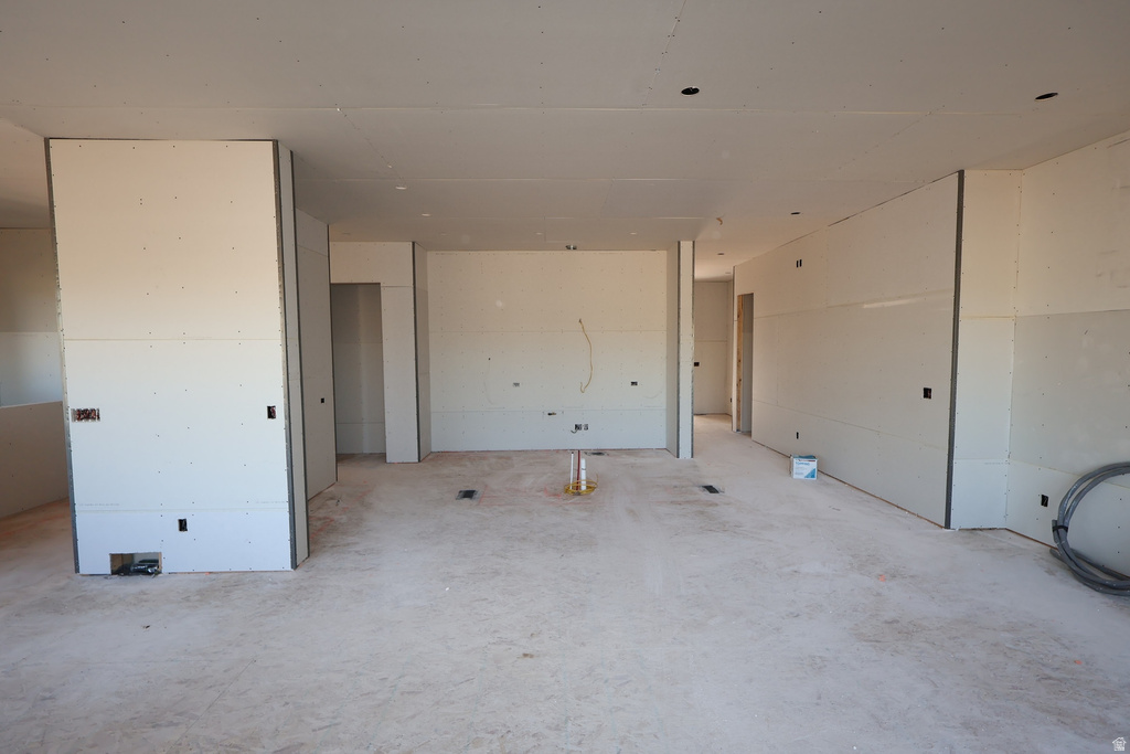 1261 E LARKSPUR WAY Layton, UT 84040