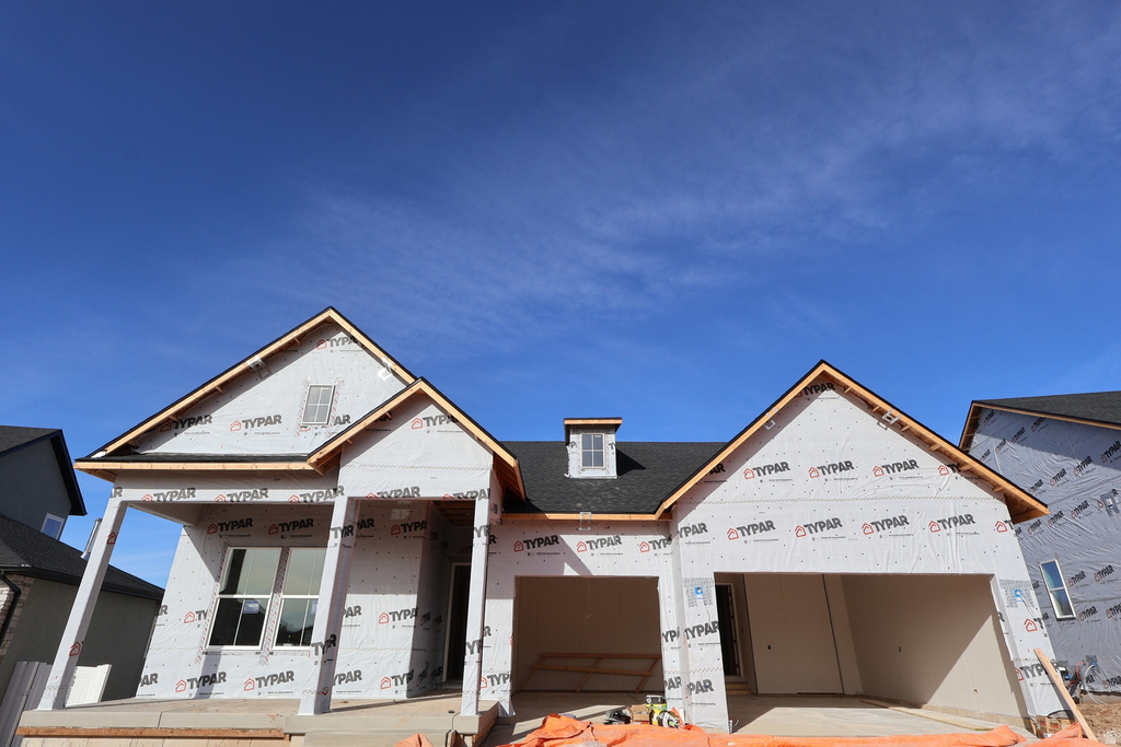 1261 E LARKSPUR WAY Layton, UT 84040