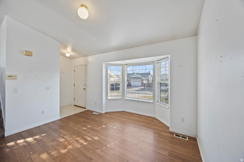 5502 W STARFLOWER WAY West Jordan, UT 84081