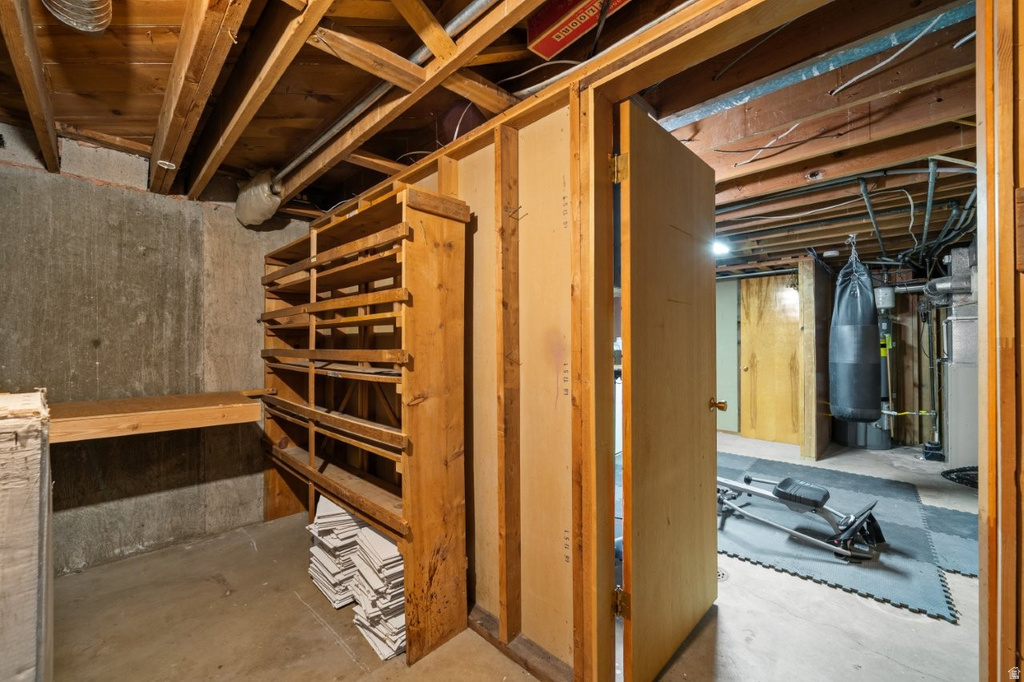 1039 E 10TH ST Ogden, UT 84404