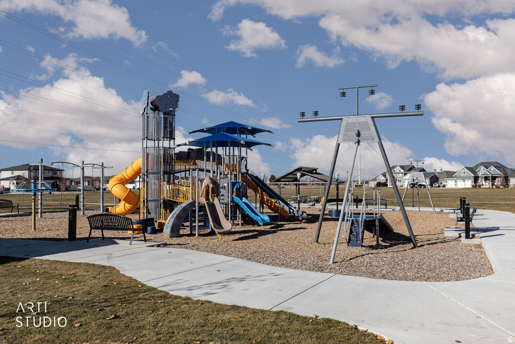 178 N MAPLE BEND DR Spanish Fork, UT 84660