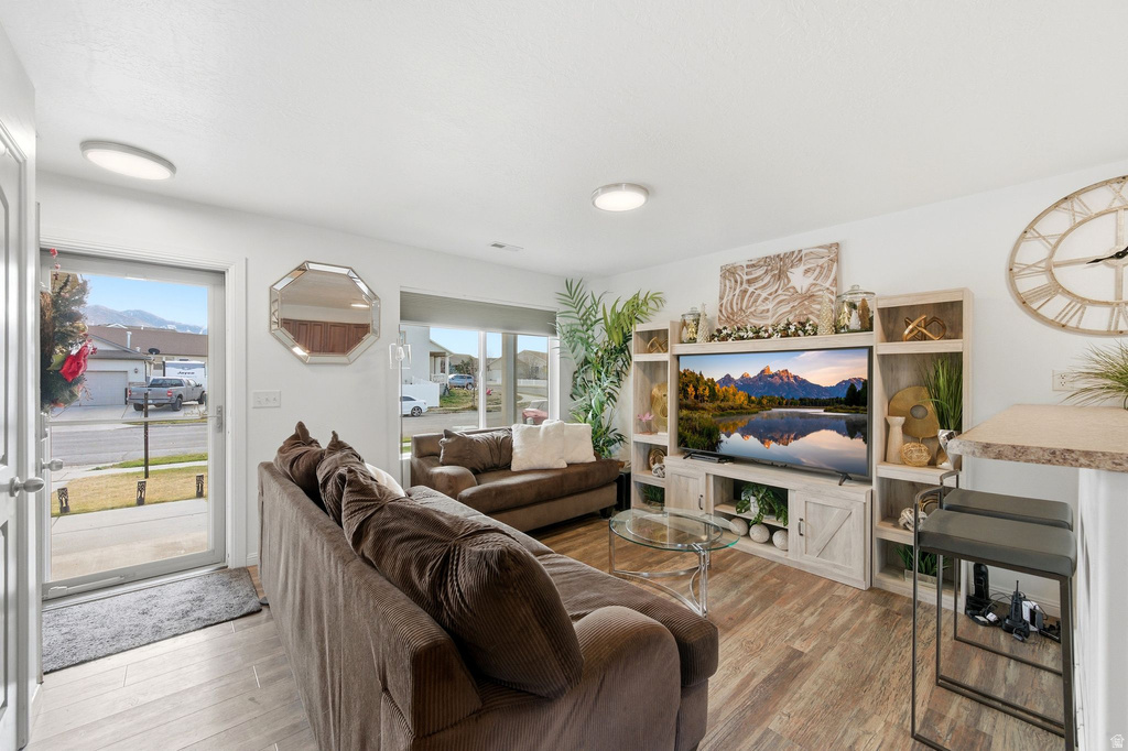 366 W DIAMANT LN Tooele, UT 84074