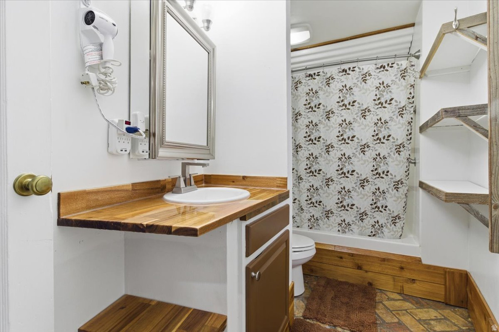 454 E 570 S Nephi, UT 84648