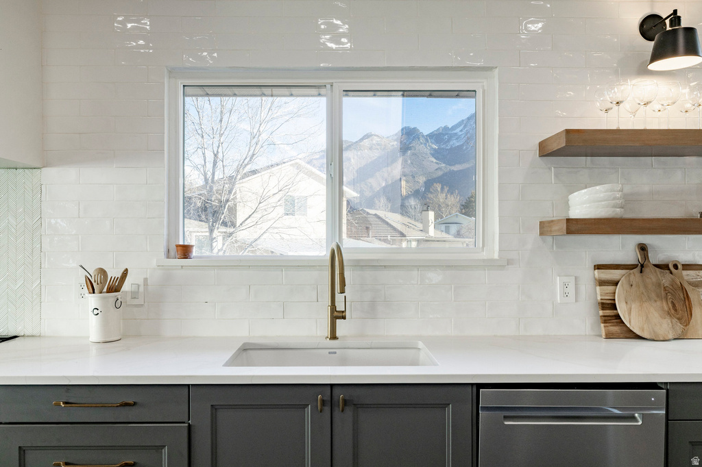 11989 S HIDDEN VALLEY RD Sandy, UT 84092