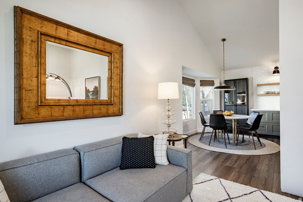 11989 S HIDDEN VALLEY RD Sandy, UT 84092