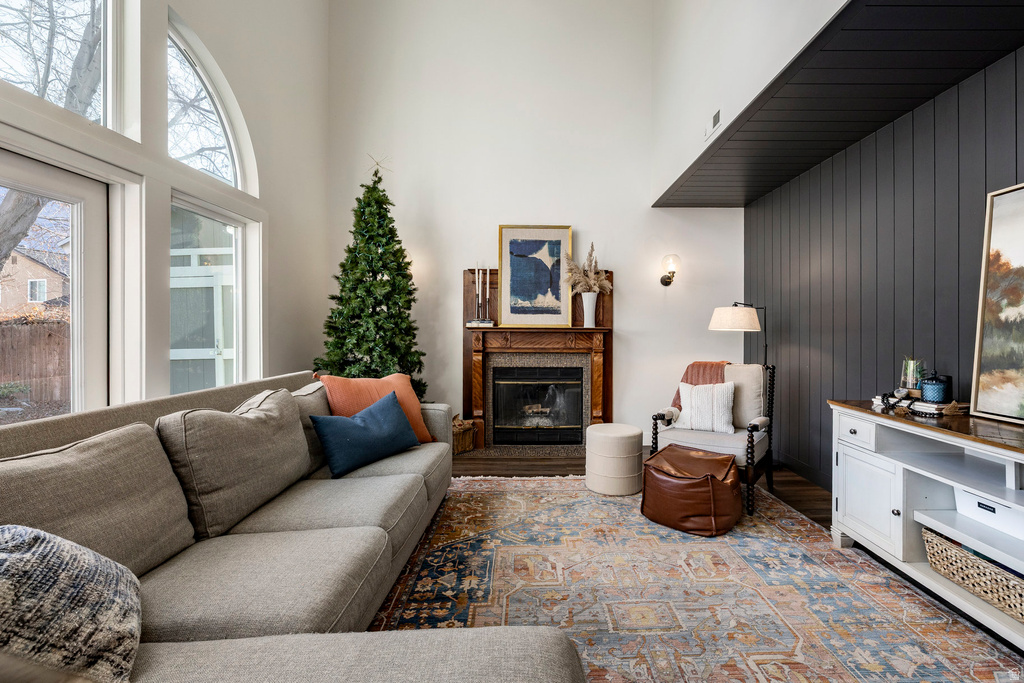 11989 S HIDDEN VALLEY RD Sandy, UT 84092