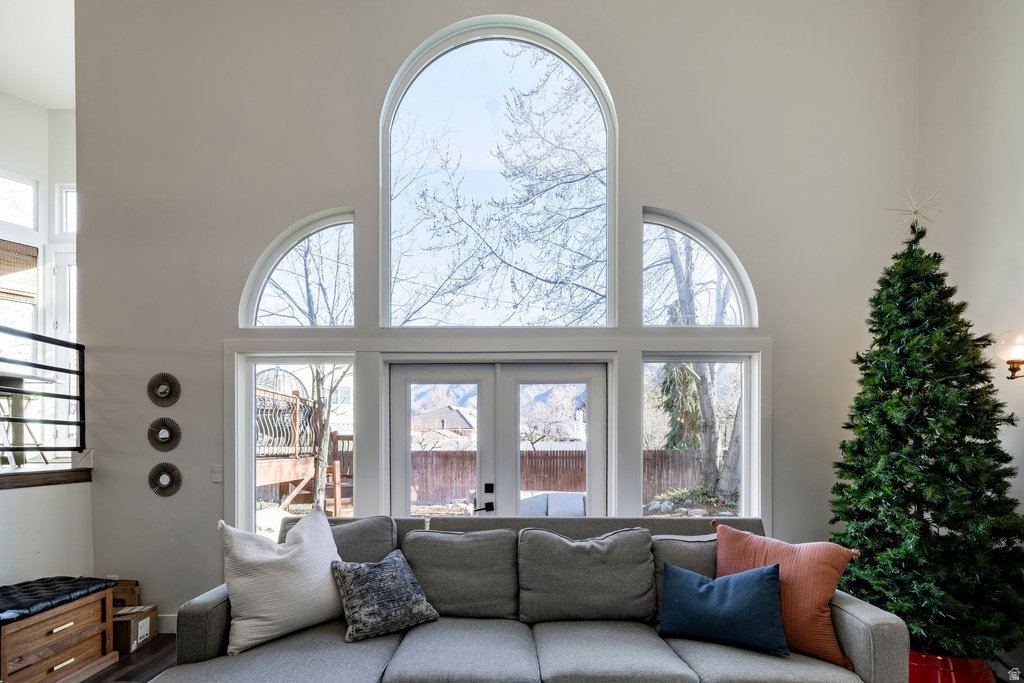 11989 S HIDDEN VALLEY RD Sandy, UT 84092