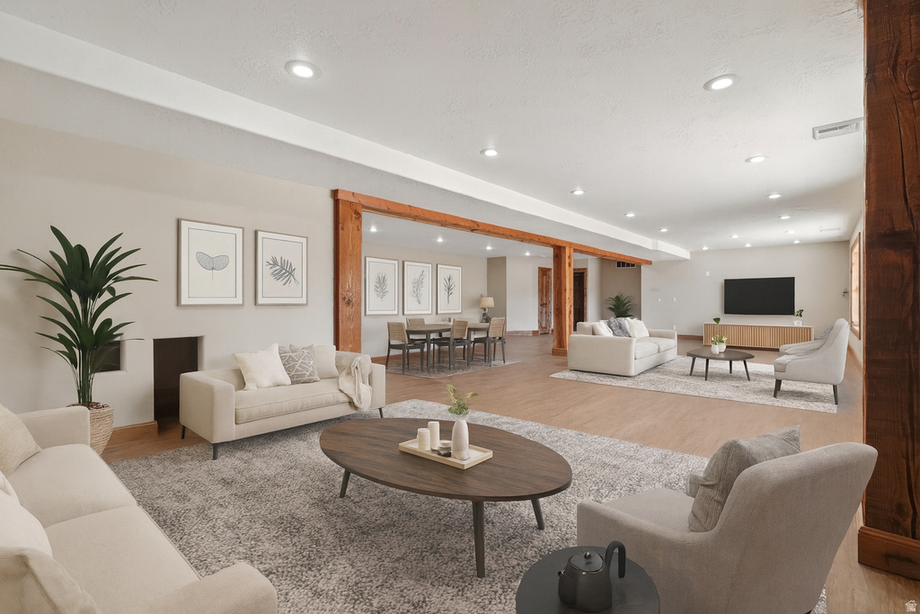 2250 E PAUNSAUGUNT DR Hatch, UT 84735