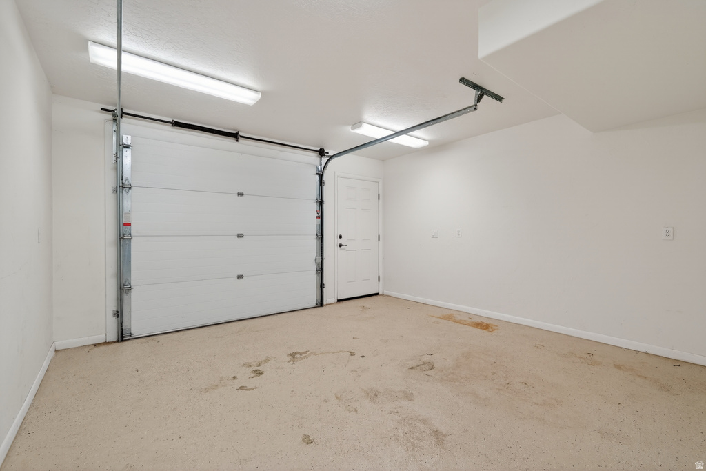 2250 E PAUNSAUGUNT DR Hatch, UT 84735