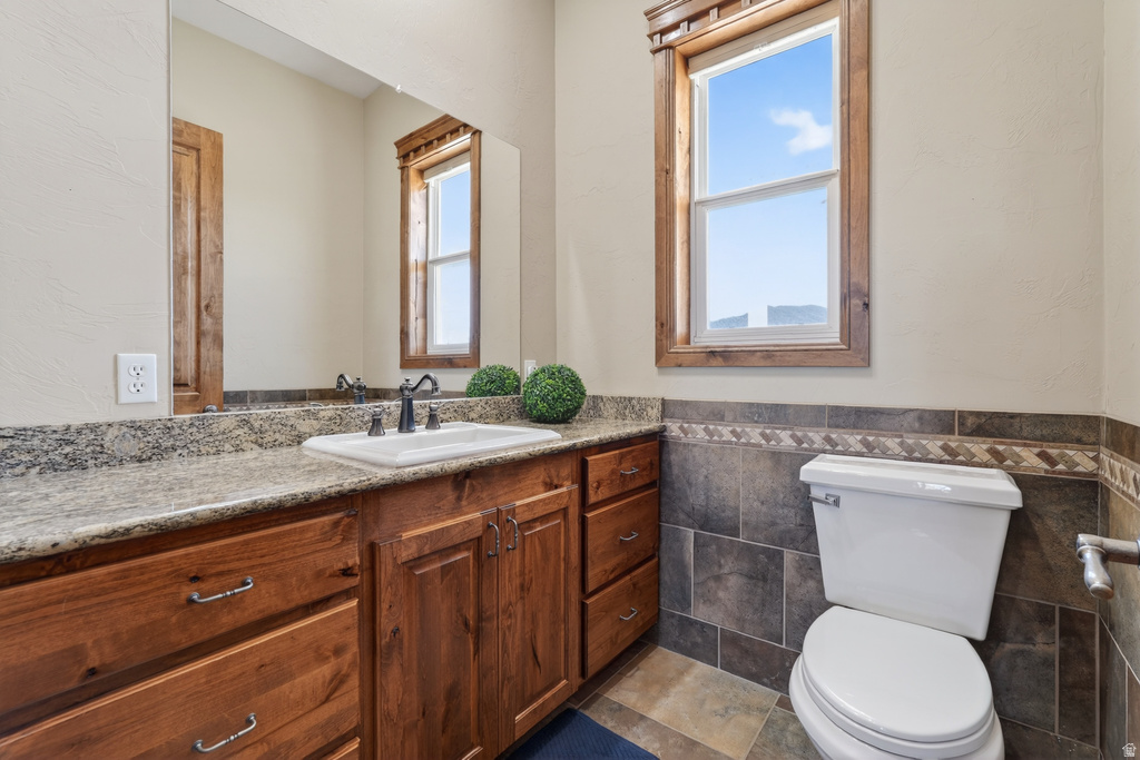 2250 E PAUNSAUGUNT DR Hatch, UT 84735