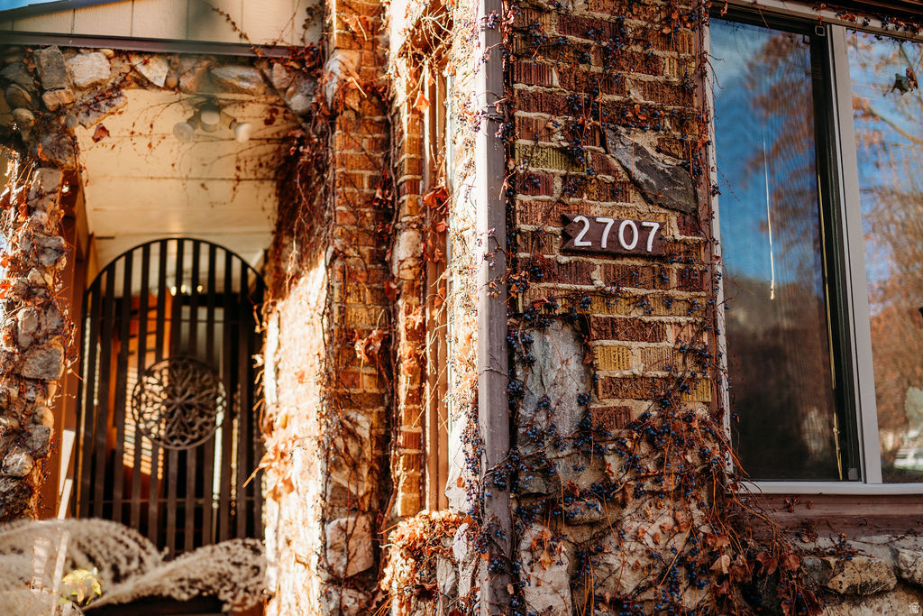 2707 S POLK AVE Ogden, UT 84403