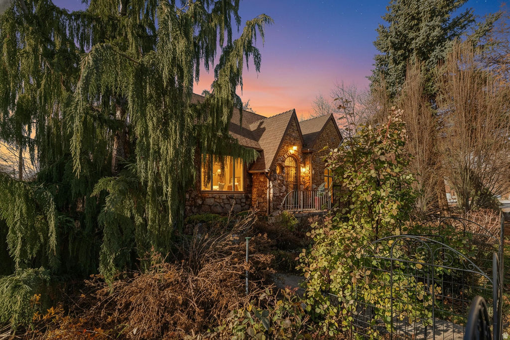 2707 S POLK AVE Ogden, UT 84403