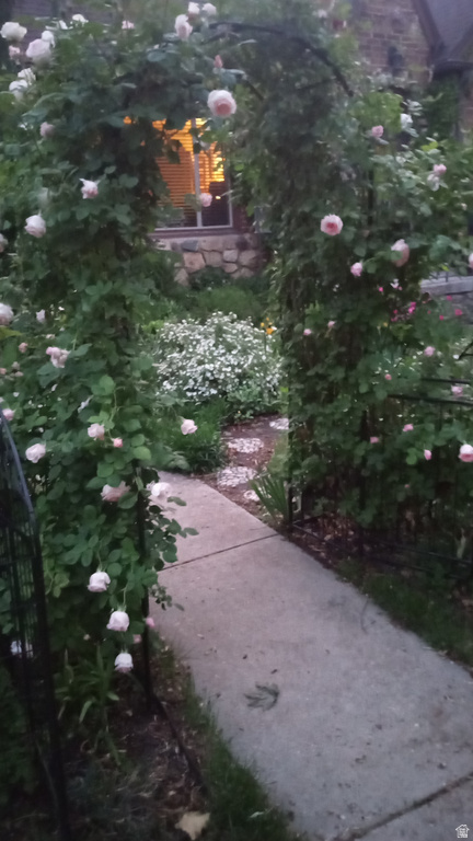 2707 S POLK AVE Ogden, UT 84403