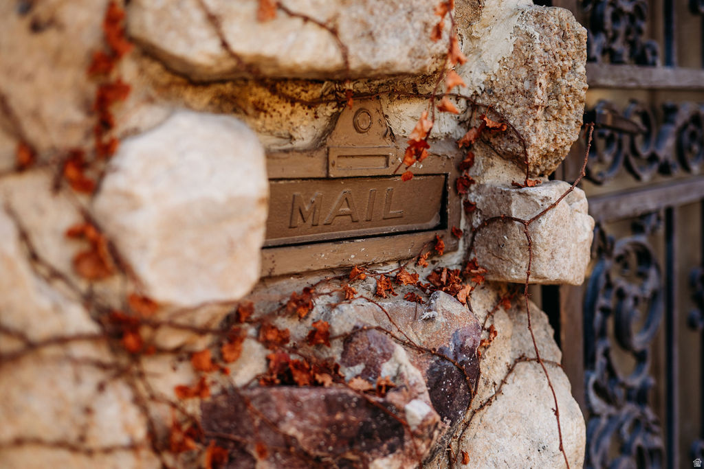 2707 S POLK AVE Ogden, UT 84403