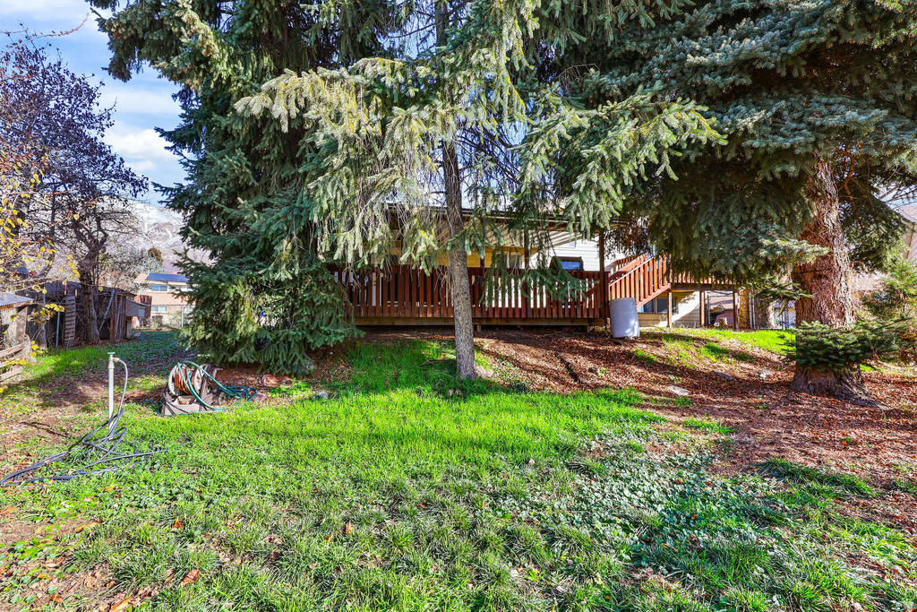 1019 E 2950 N North Ogden, UT 84414