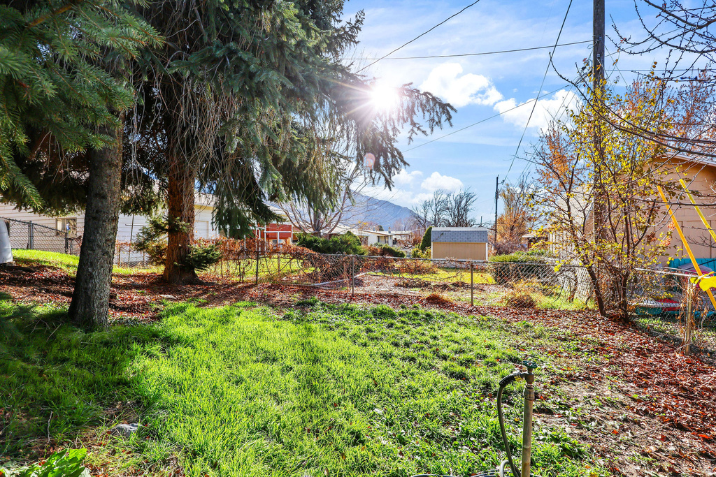 1019 E 2950 N North Ogden, UT 84414