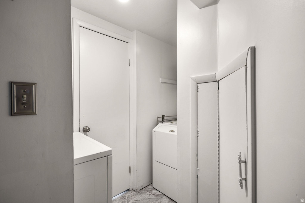 1019 E 2950 N North Ogden, UT 84414