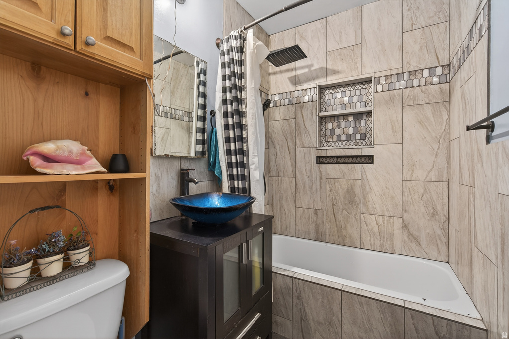 196 S 6TH ST Tooele, UT 84074