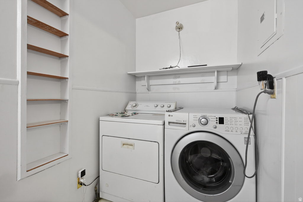 196 S 6TH ST Tooele, UT 84074