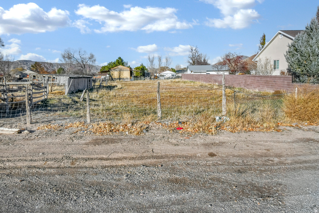 61 E 100 N Glenwood, UT 84730