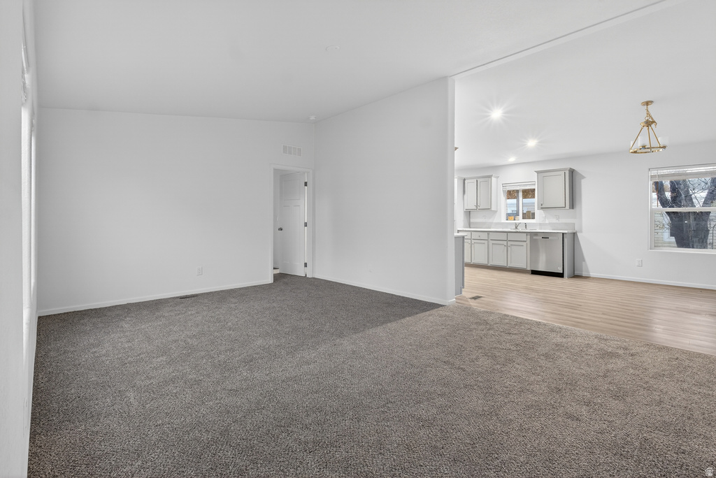 1700 W 2700 N Pleasant View, UT 84404