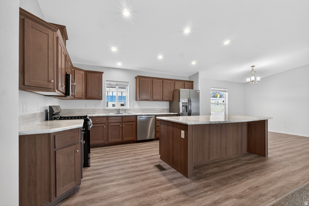 1700 W 2700 N Pleasant View, UT 84404